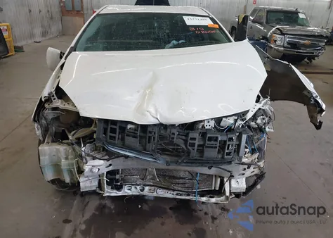 2010 Toyota Prius Iv z USA, uszkodzony, nr VIN JTDKN3DUXA0244295